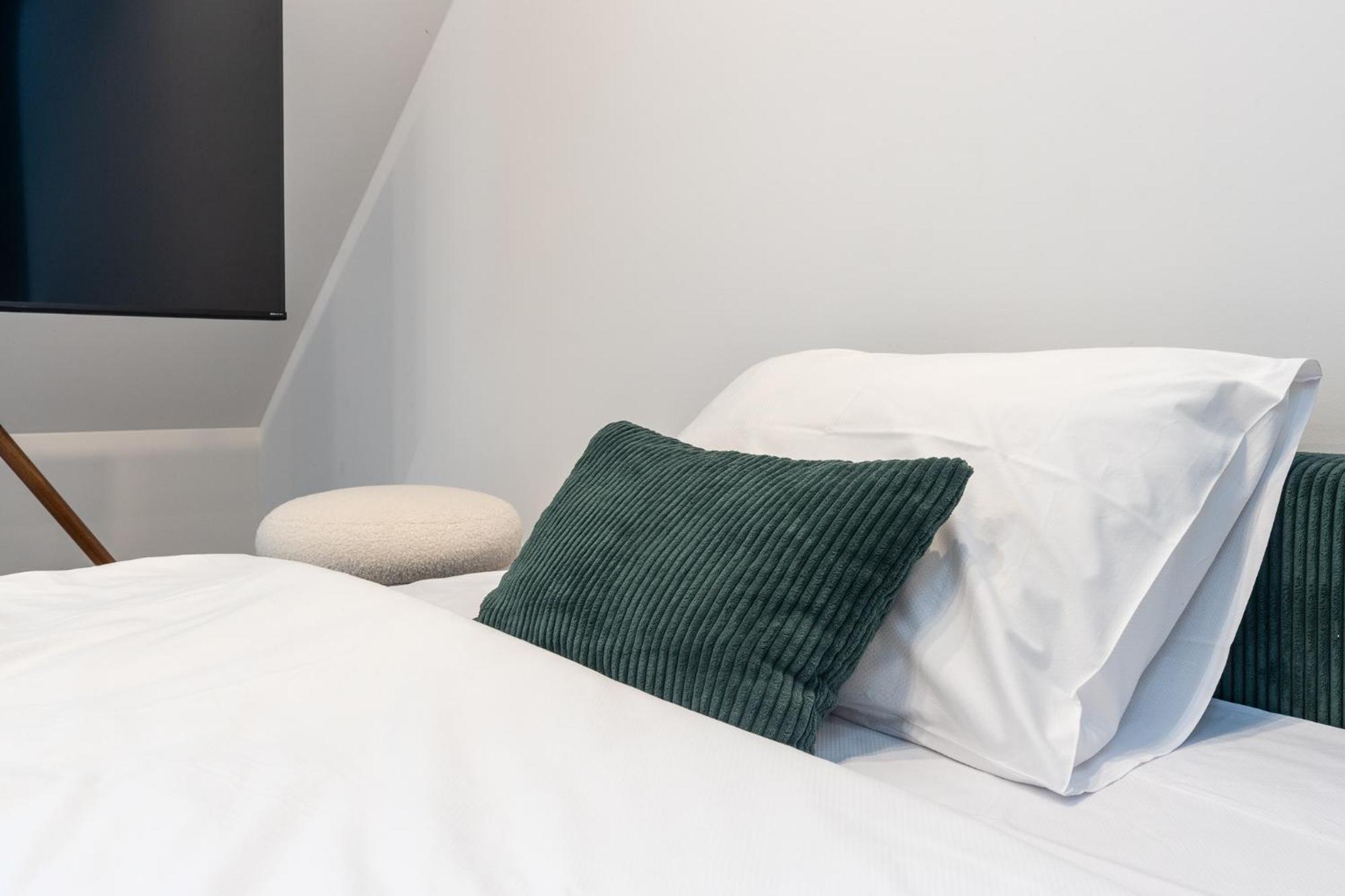 Aparthotel Kalm - A Design