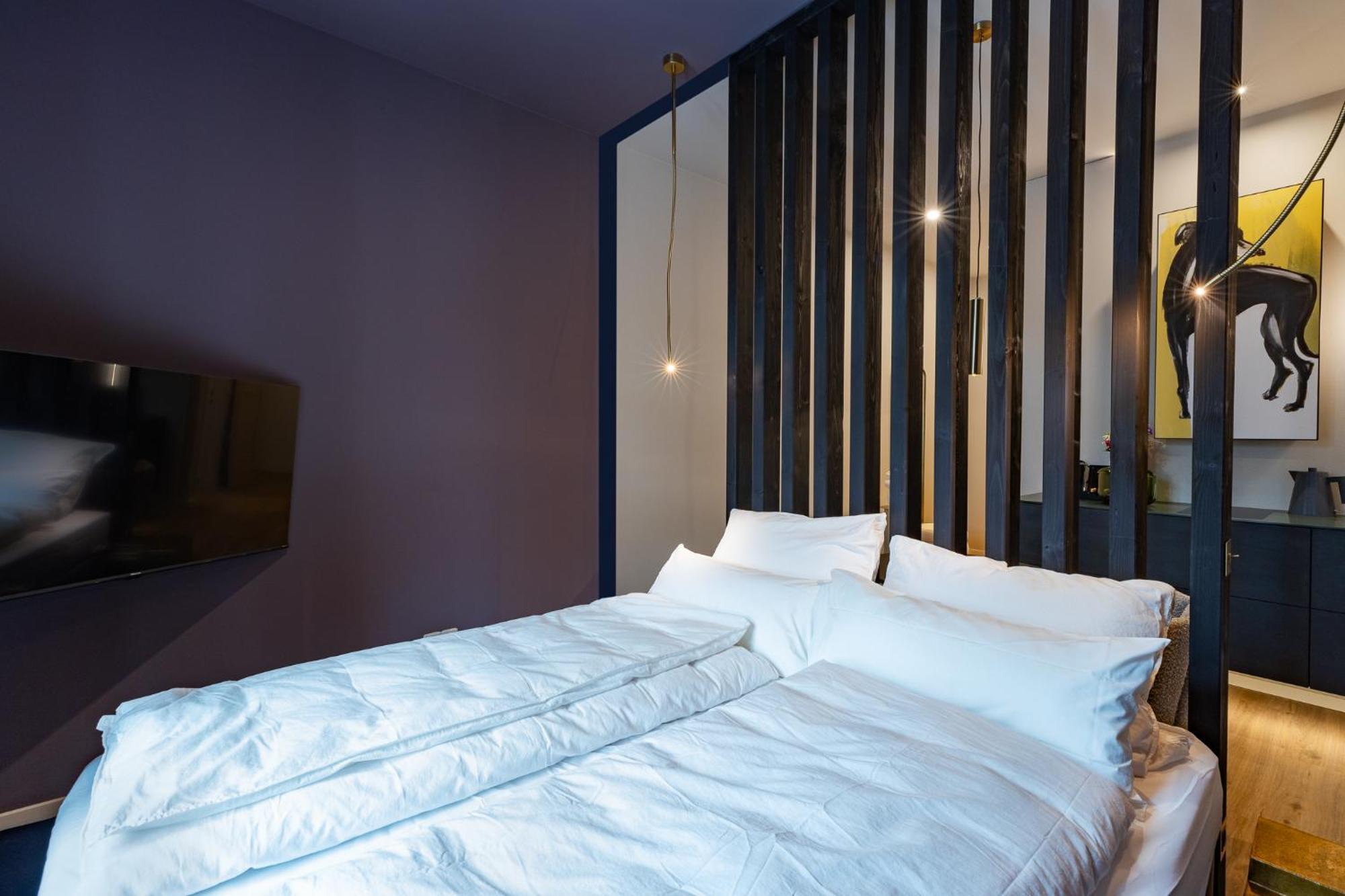 Kalm - A Design Aparthotel München